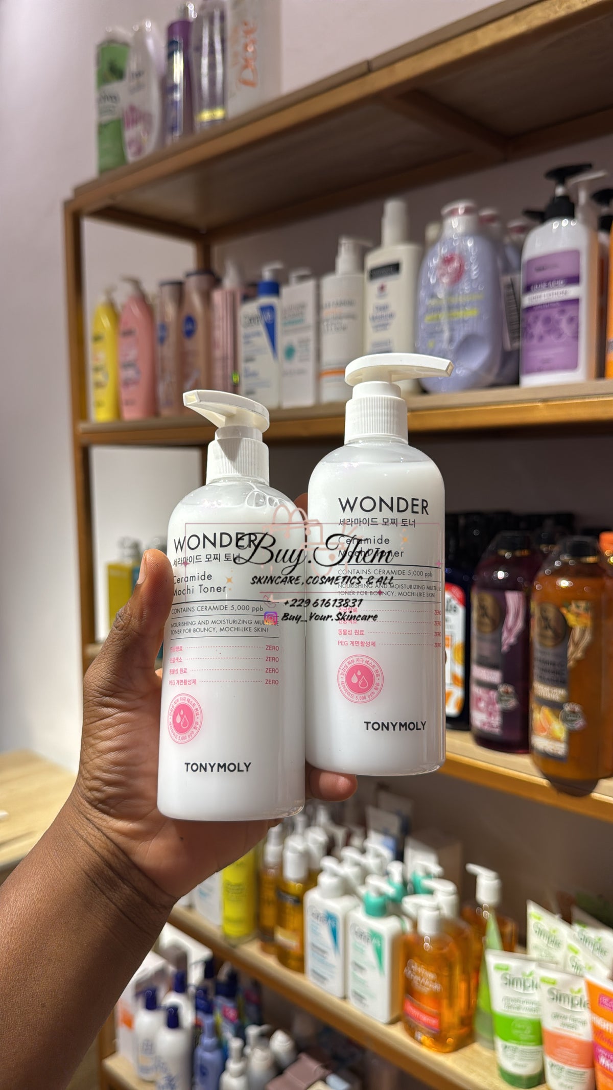 WONDER Ceramide mochi toner