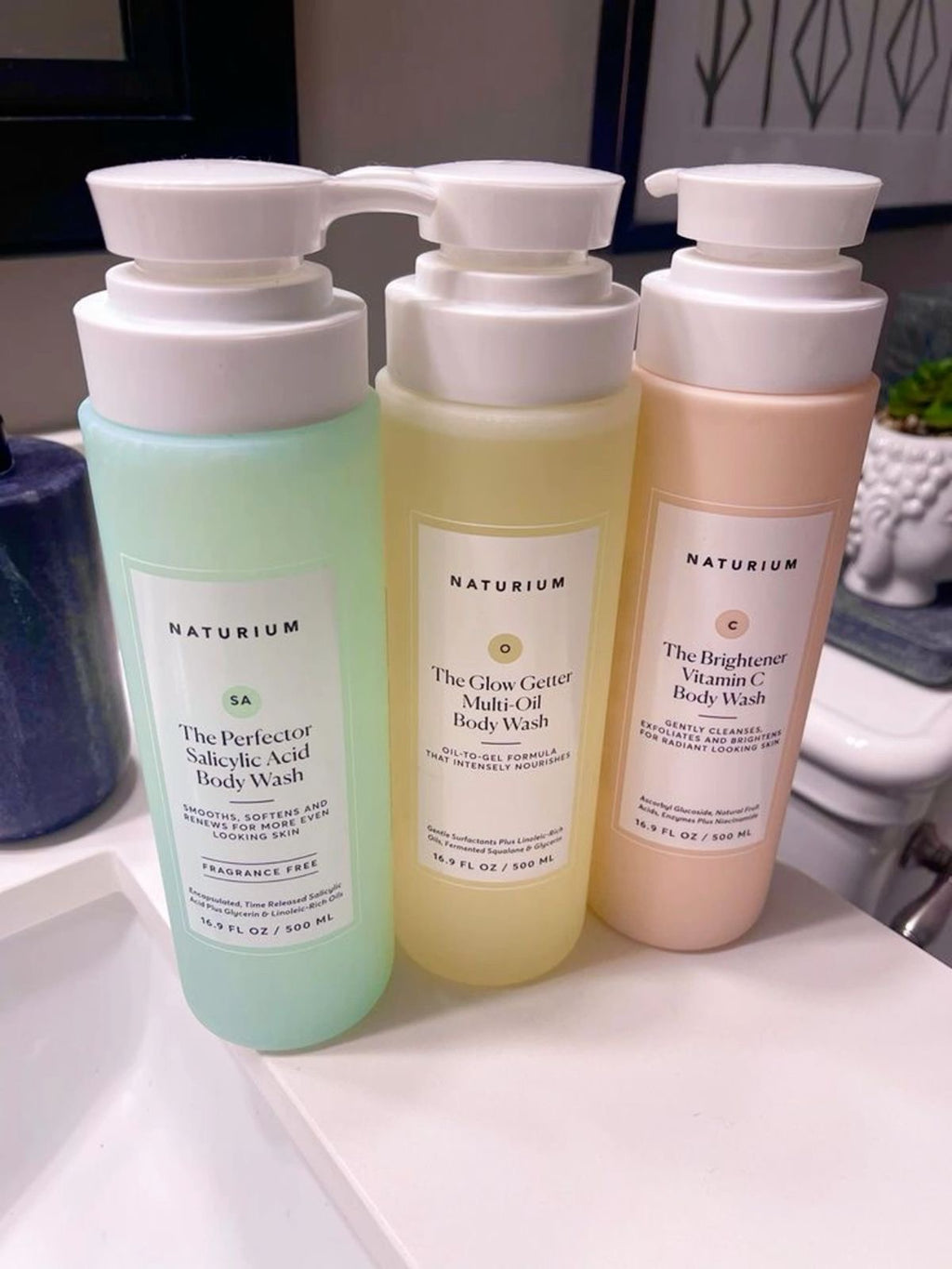 NATURIUM BODY WASH