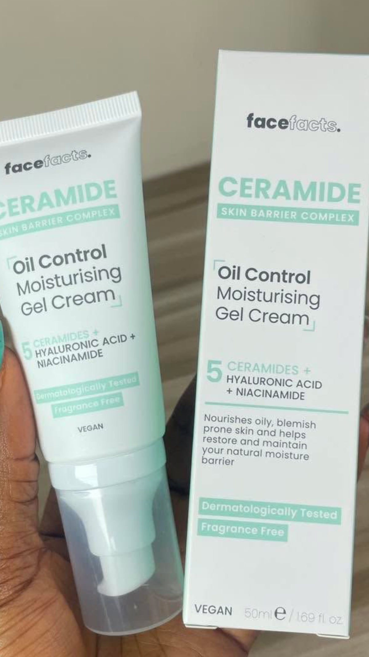 Face facts oil control 
 gel cream crème ceramide